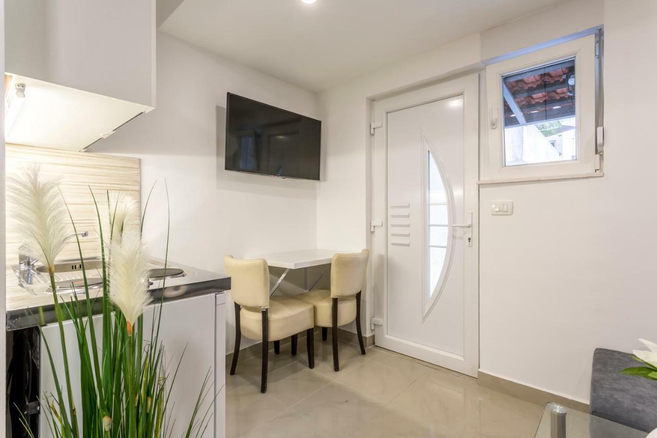 Apartment Nikol *