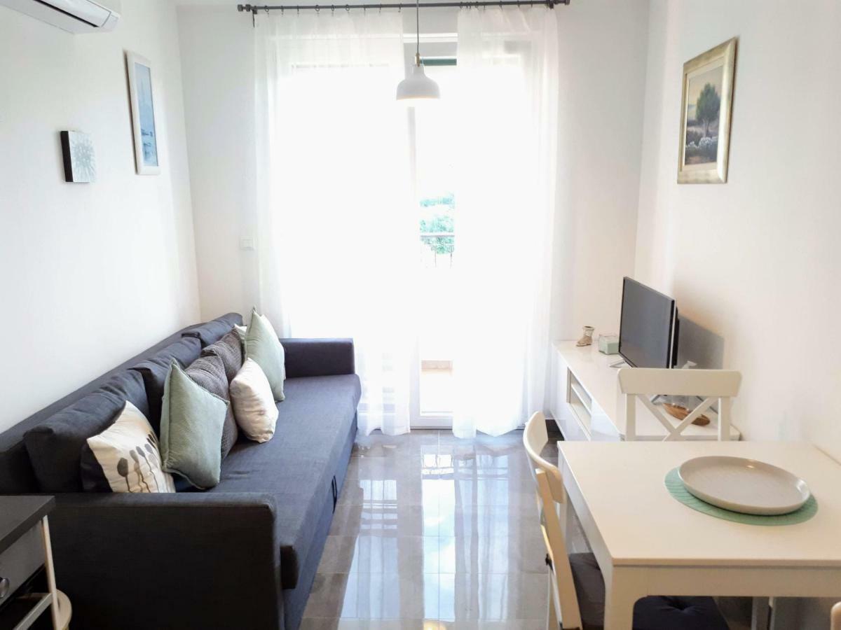 Eni With Garage Parking * Split