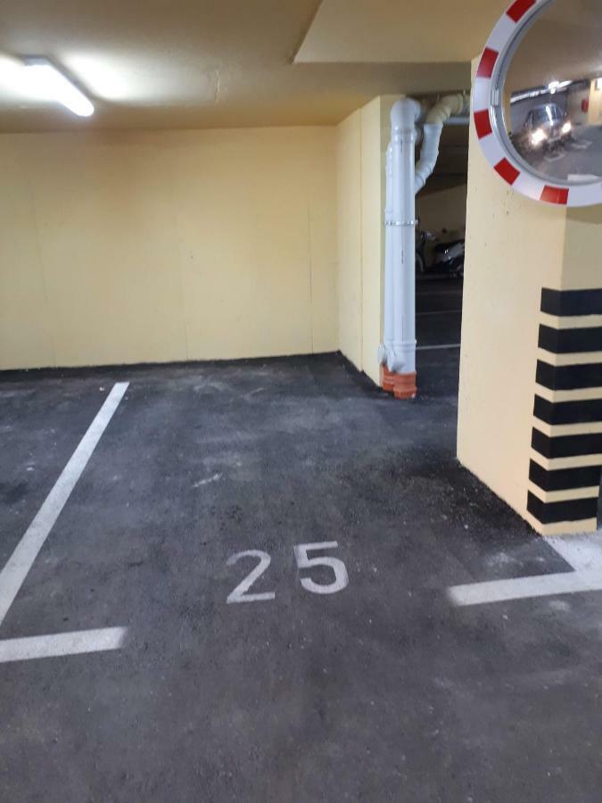 Eni With Garage Parking *