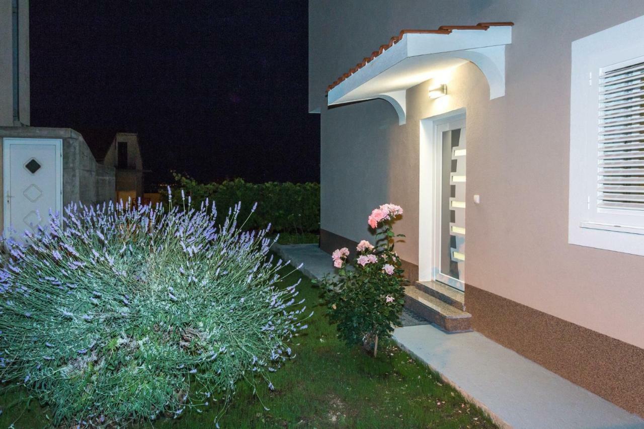 Apartment Lusani Split