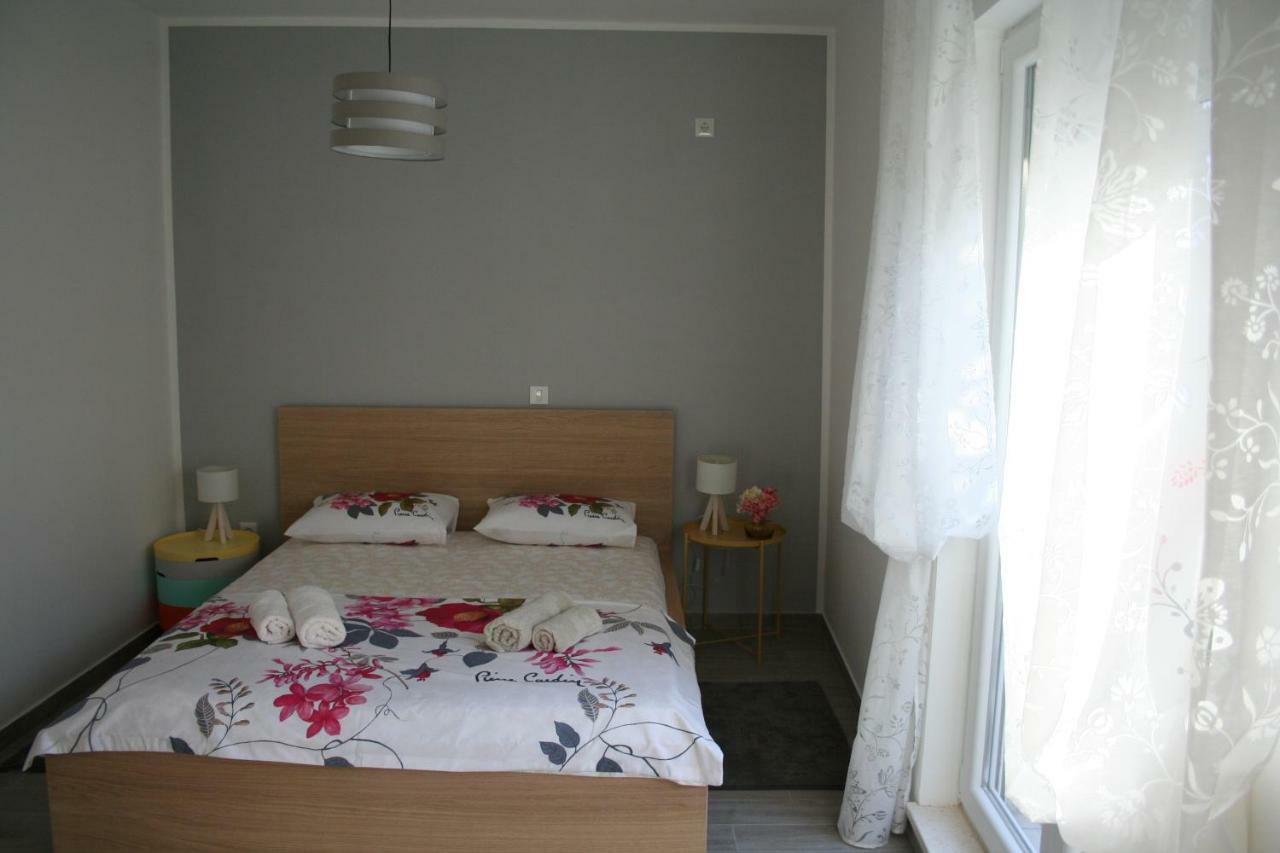 With Garden Guest house Split