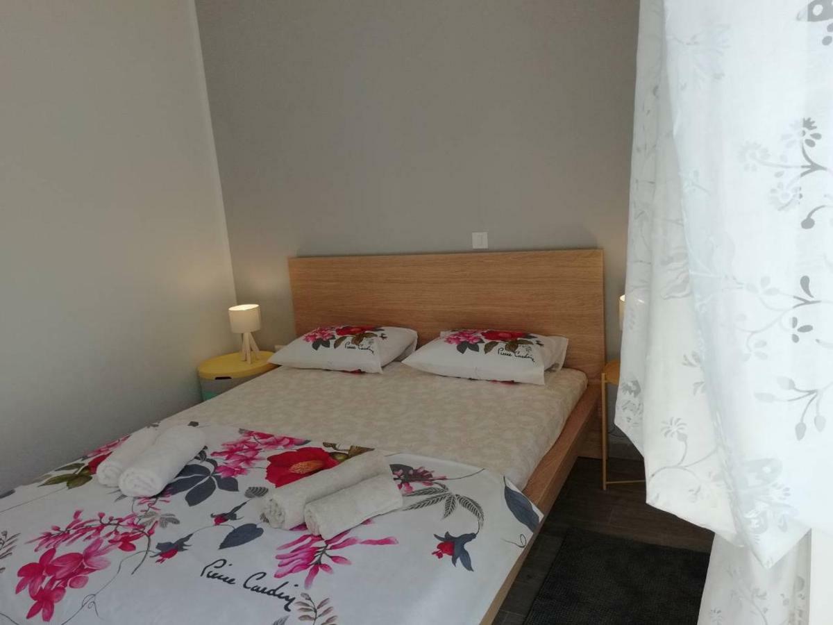 With Garden Guest house