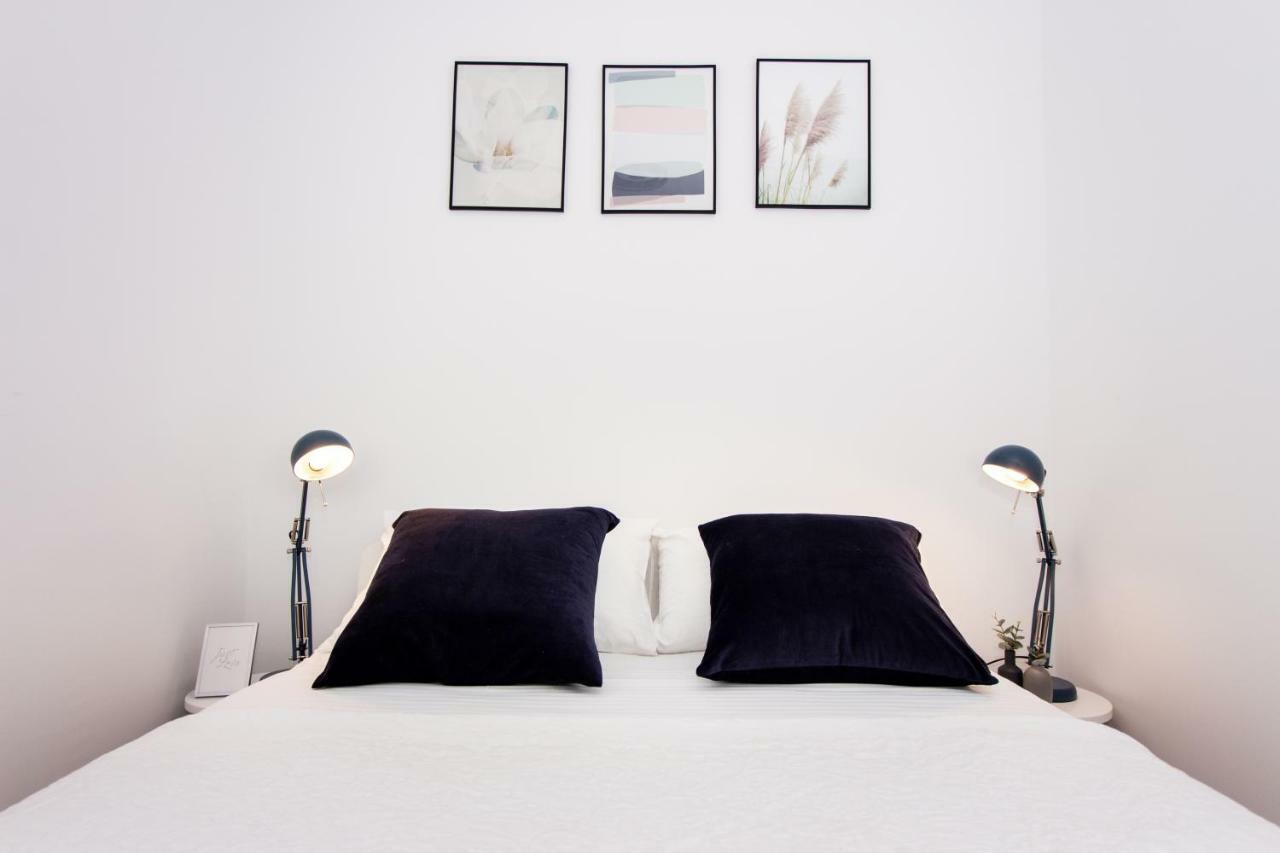 Urban Apartment Split