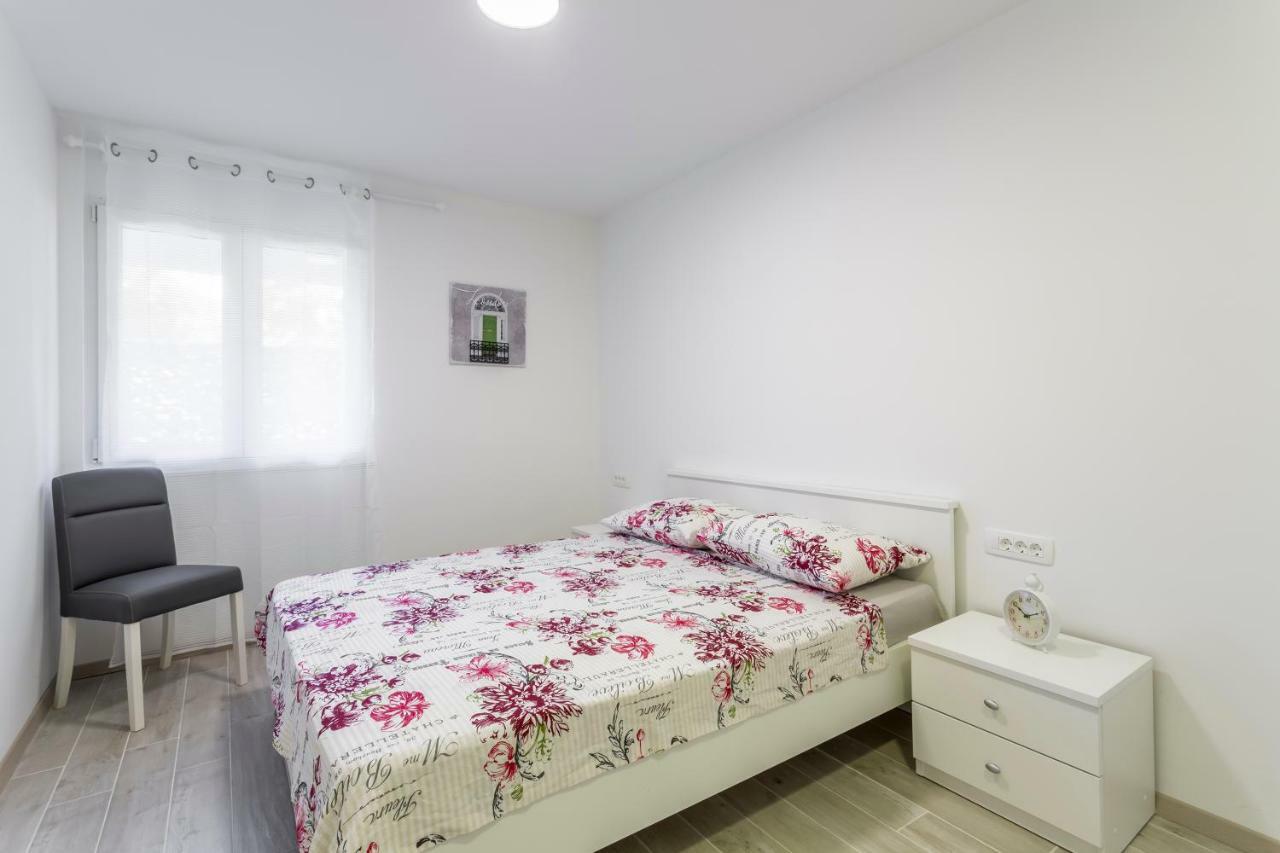 Luce And Antonio Apartman