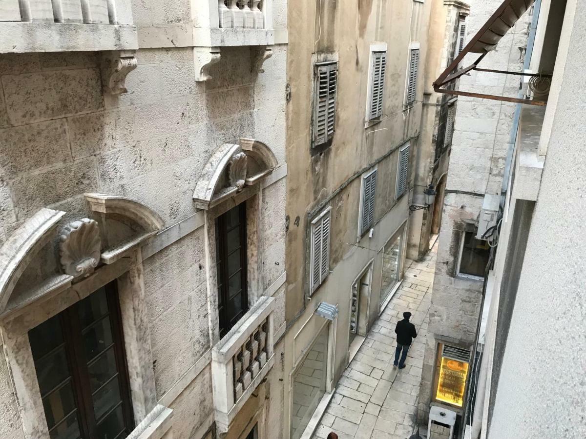 Diocletian'S Palace Apartments Split