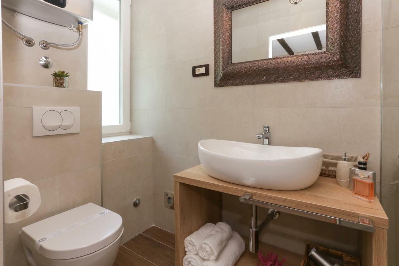 Luxury Dino Guest house Split