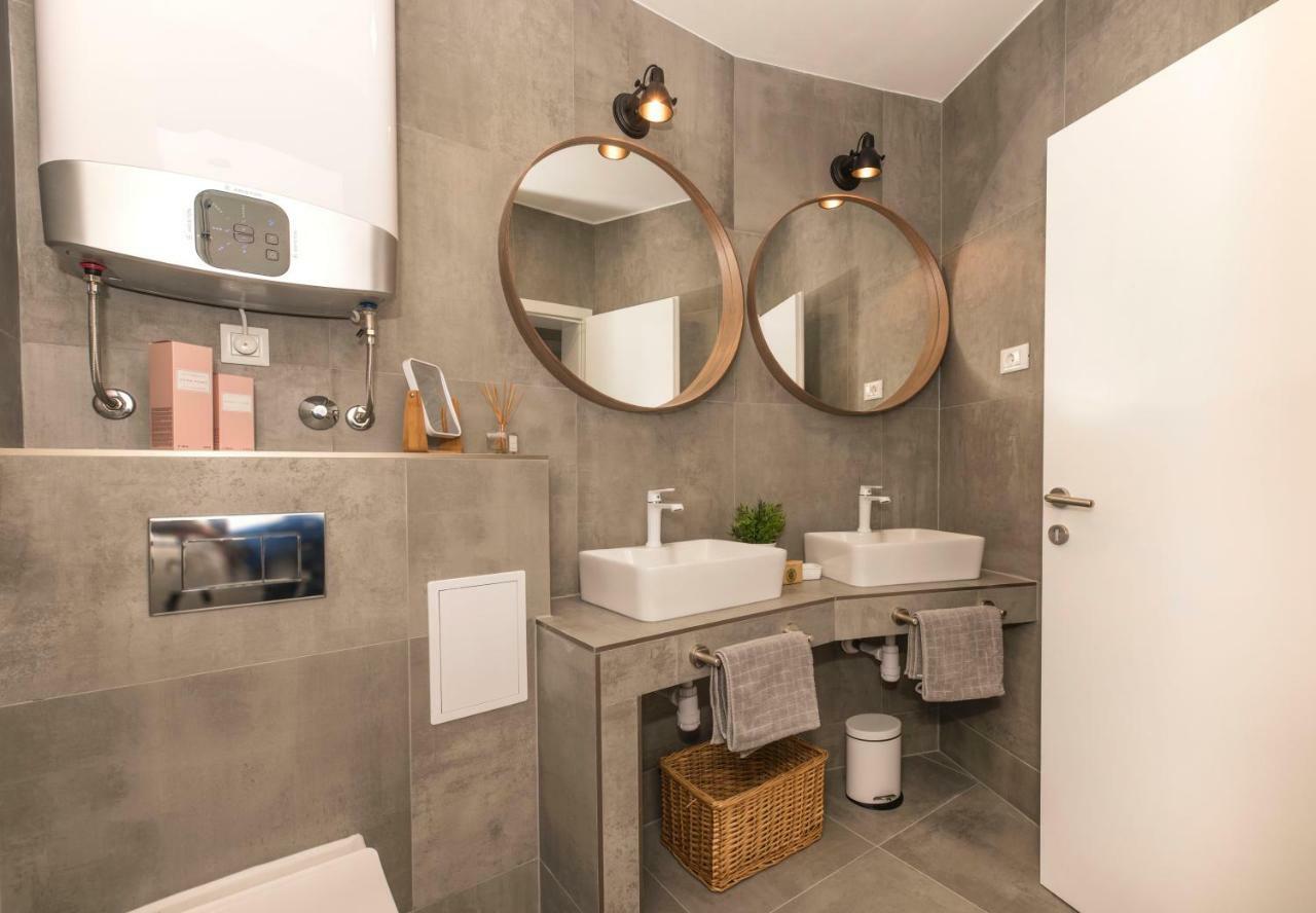Smart Apartment Split