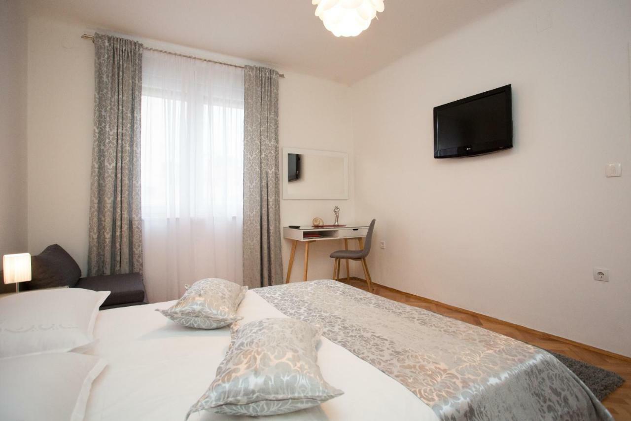 Center Beautiful Apartment Split
