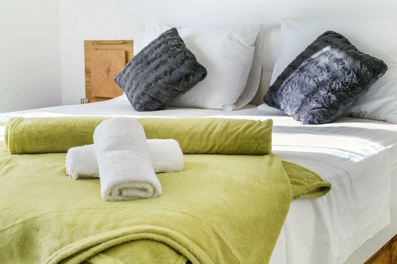 Apartman Apartment's Tea & Nevio Split