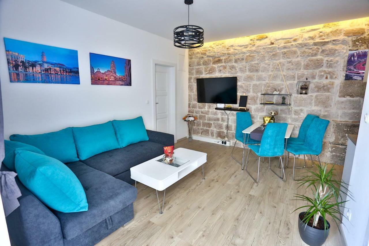 Apartment Tchiba In Diocletian's Palace
