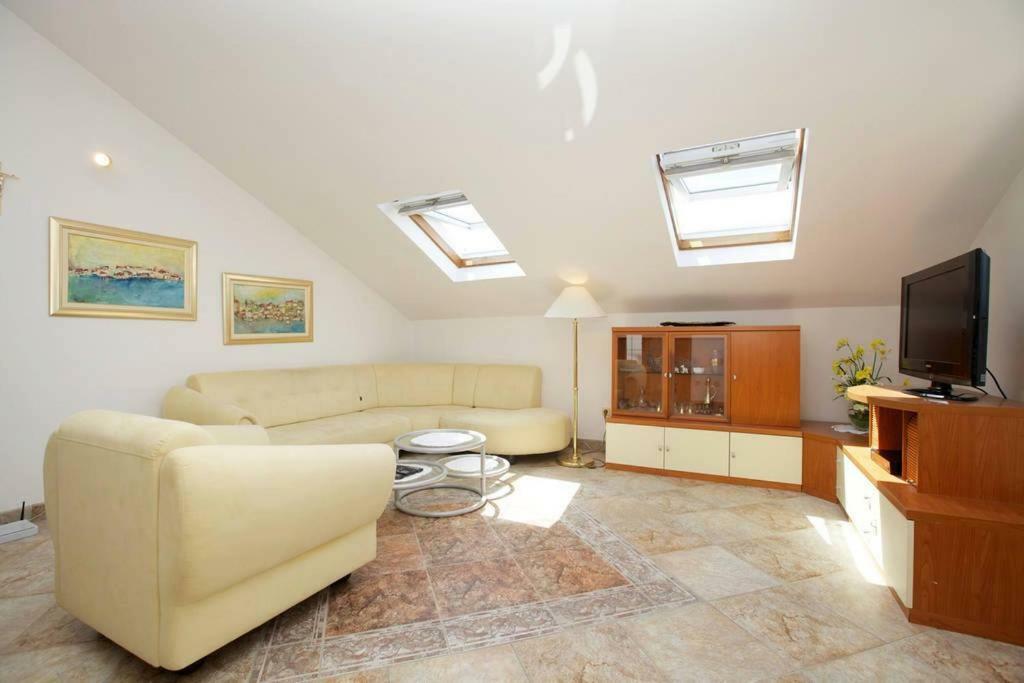 Apartman Bacvice Apartment *