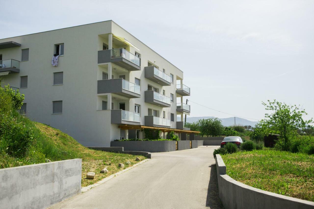 Leonarda Apartment *