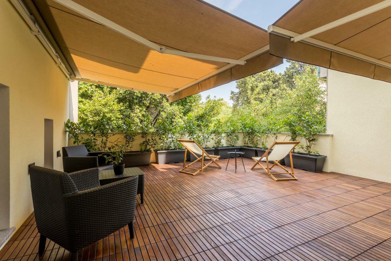 Monvi Luxury Suites Near Bacvice Beach And Old Town Apartment *