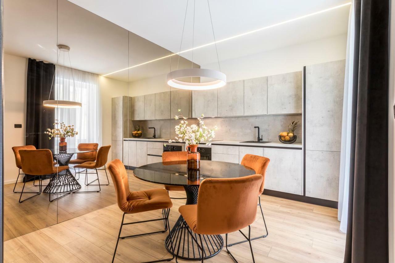 Monvi Luxury Suites Near Bacvice Beach And Old Town Apartment