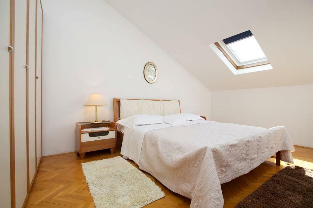 Apartman Bacvice * Split