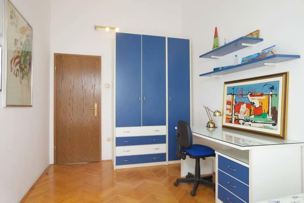 Apartment Apartman Bacvice Split