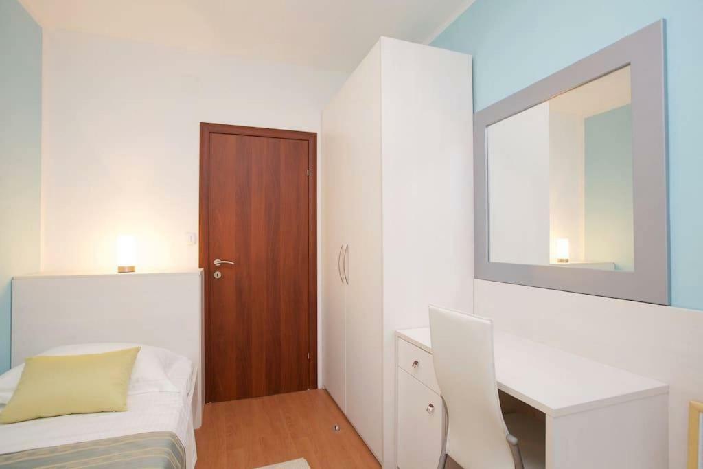 Apartment Apartman Bacvice Split