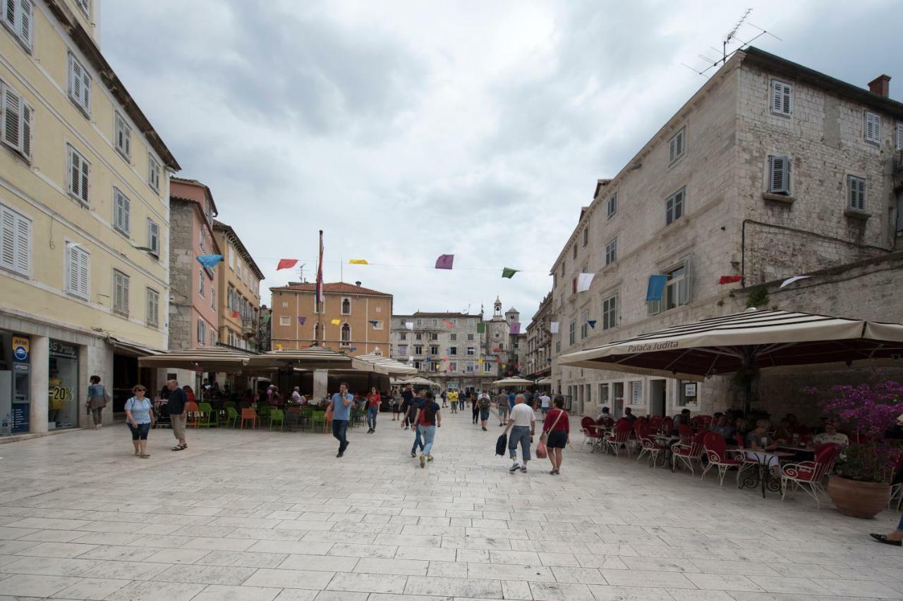 Piazza Square City Top Centre Apartamento