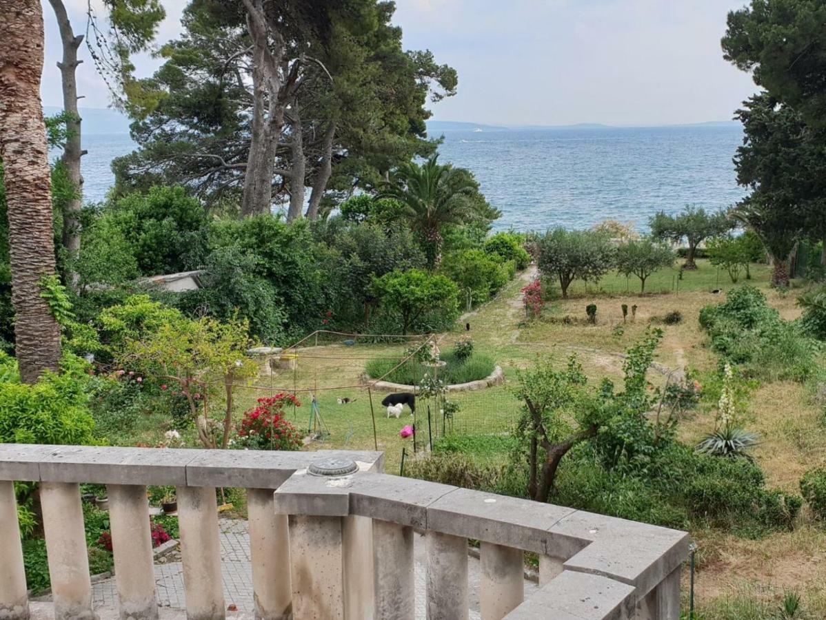 Lju On The Beach Apartment Split