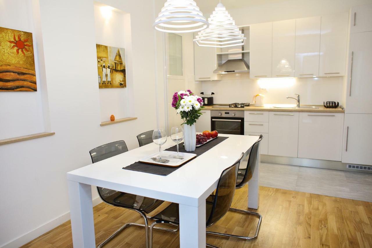 Le Monde Apartment *