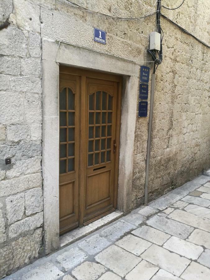 Diocletians Palace For Two *