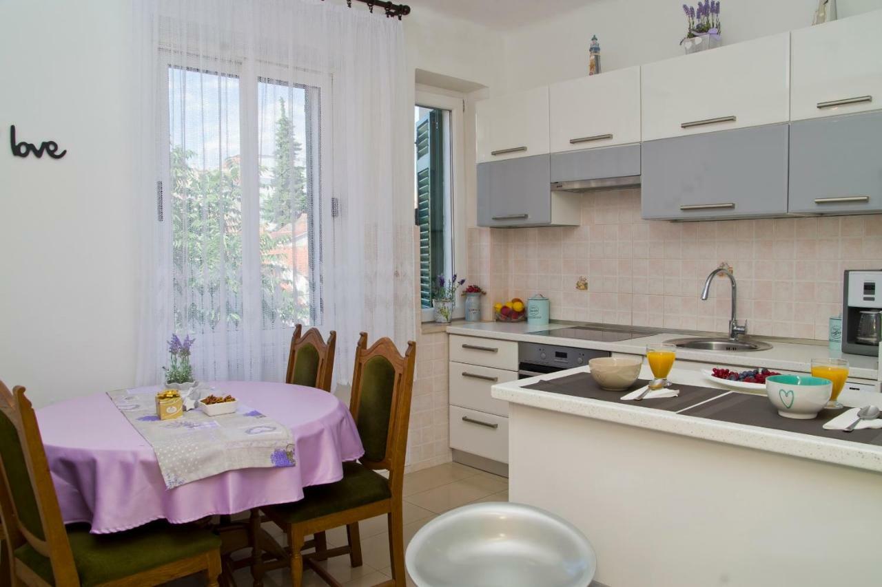 Apartment Port View-5 Min From Center