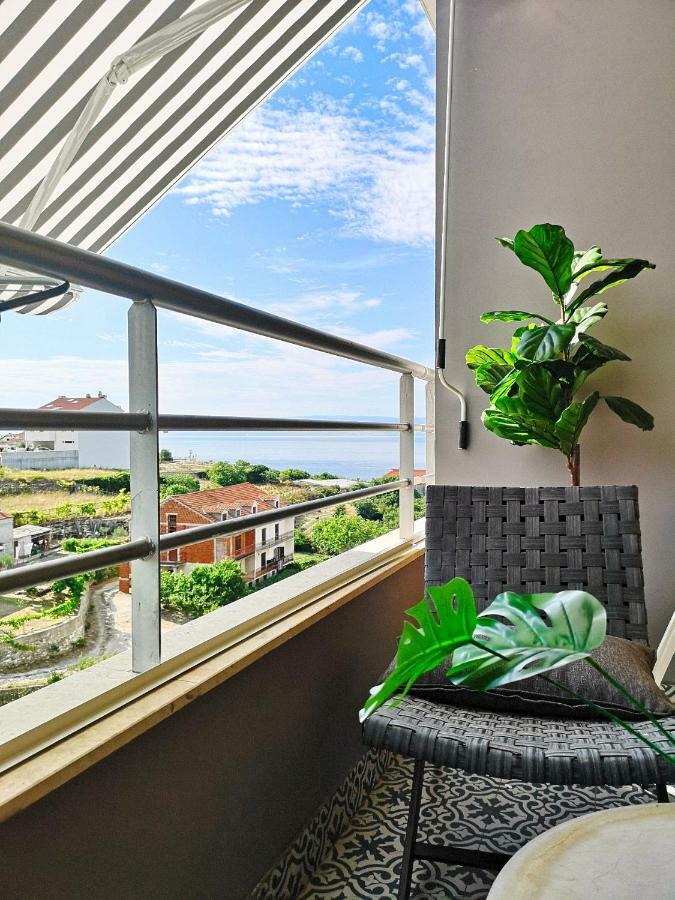 Seaside - Balcony, Sea View, Free Garage
