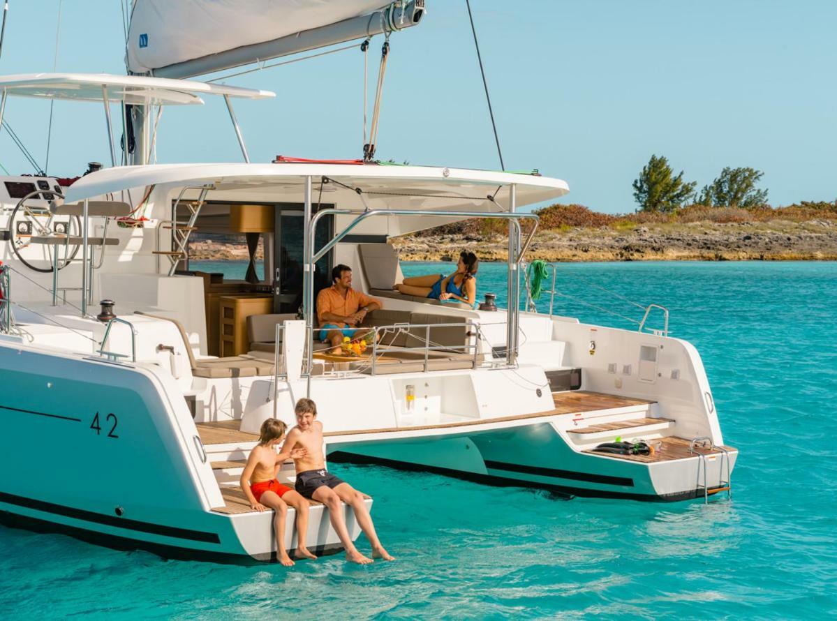 Luxury Catamaran Lagoon 42, Ac & Gn * Split