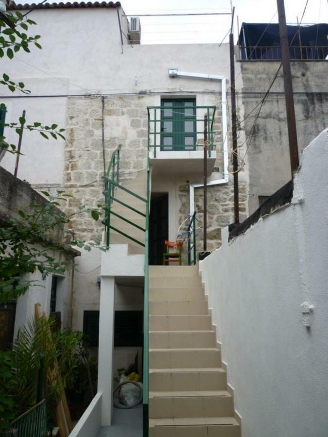 Single In The Heart Of Gasthof *