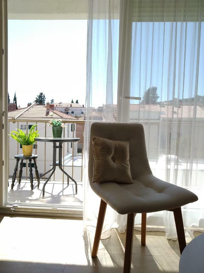 Apartment Amber Split