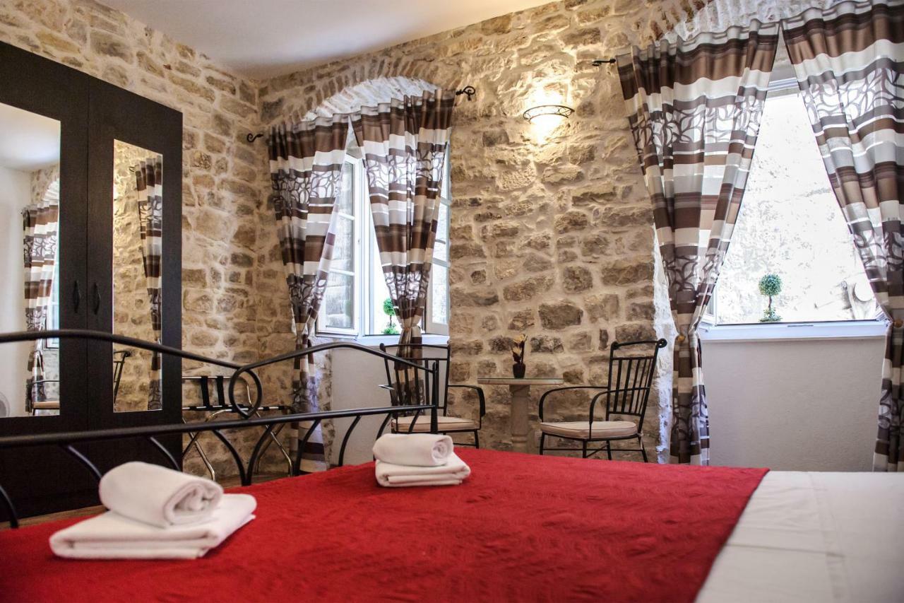 Grand Bedroom Aptm Palace Location *
