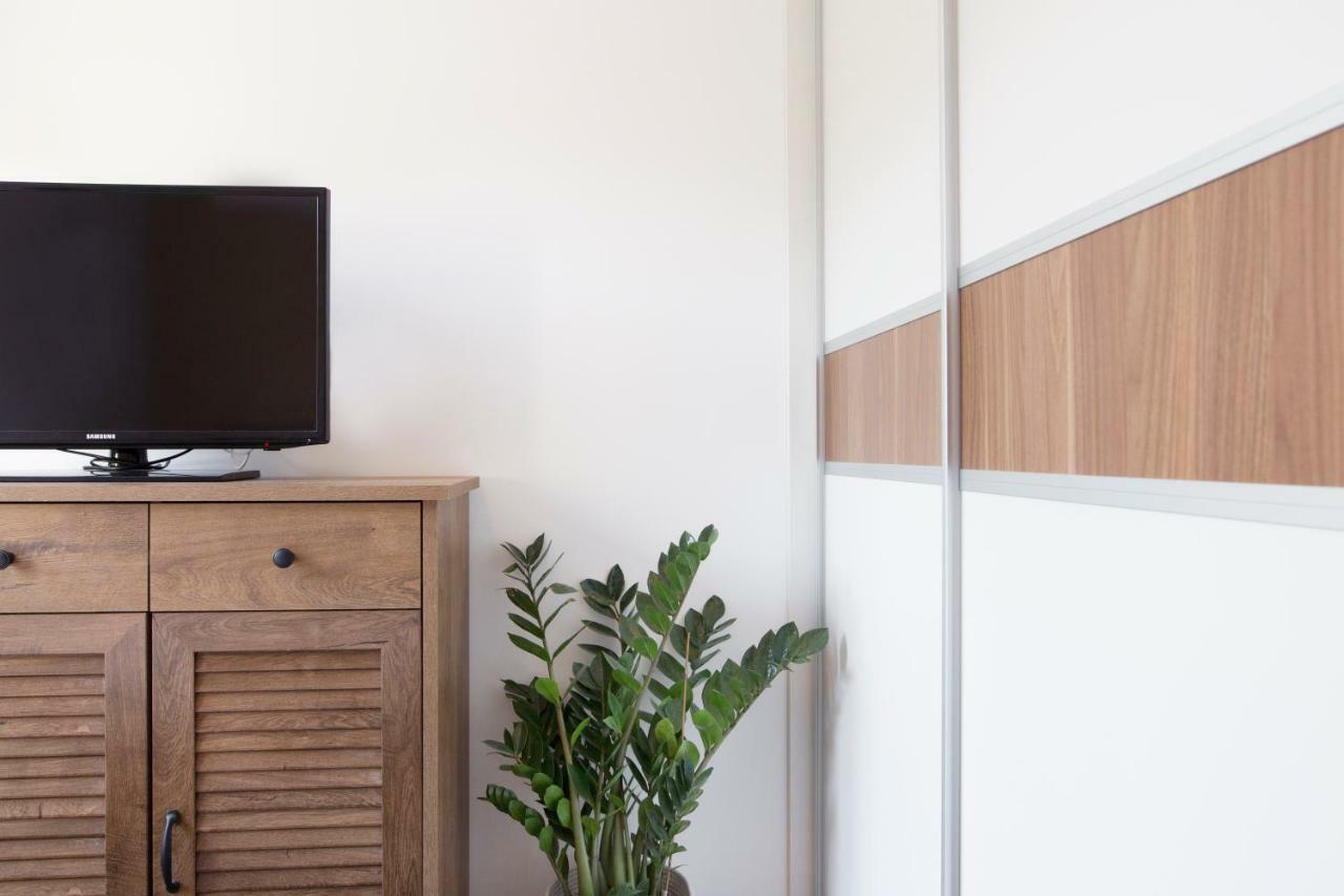 Apartman New Modern Near A Beach In Center *