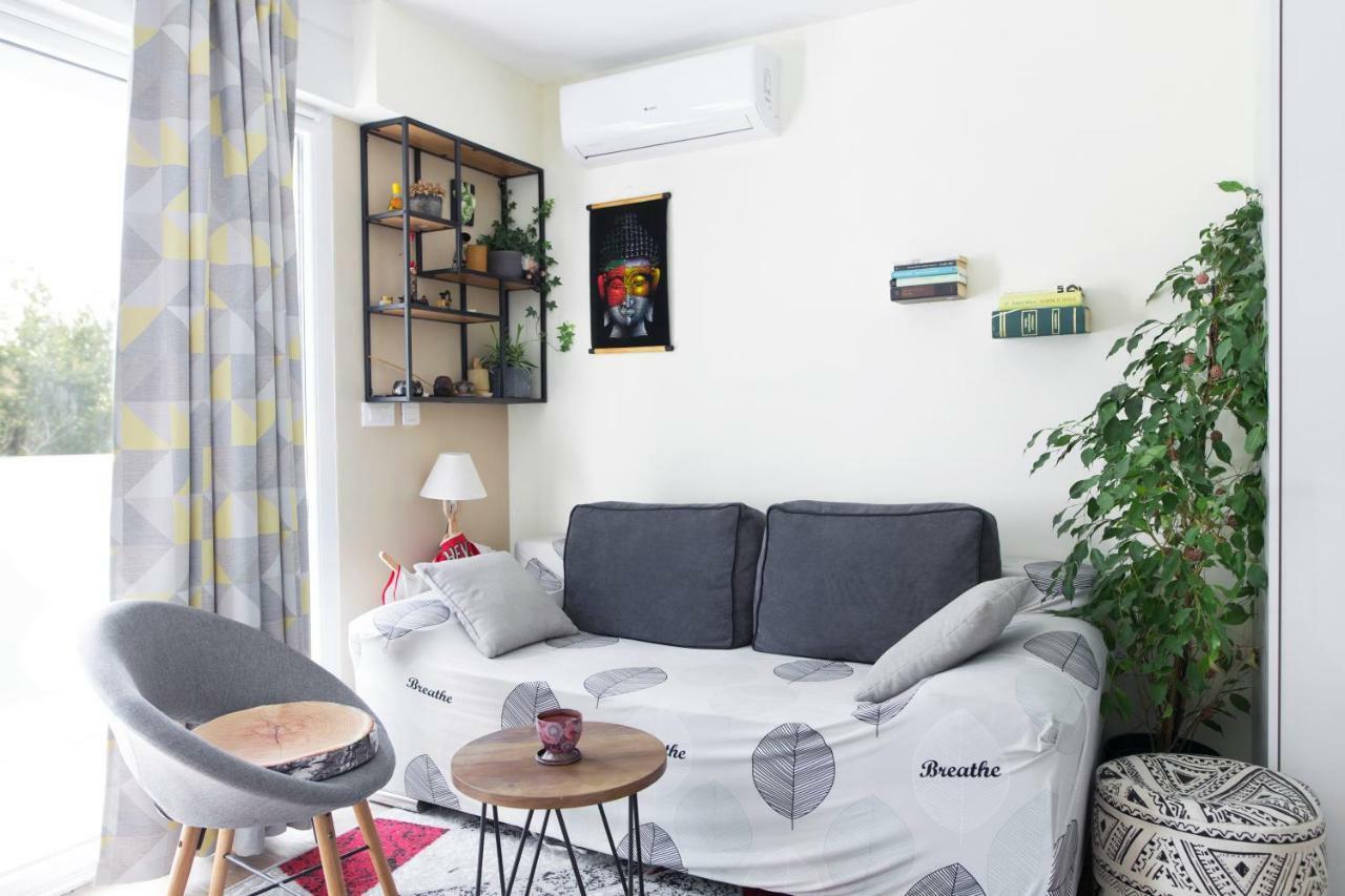 New Modern Near A Beach In Center Apartman Split