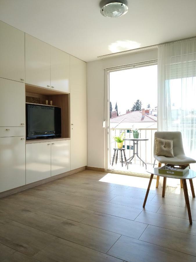 Apartment Amber