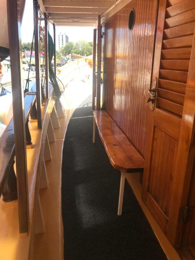 Botel Rhythm Floating Accom -
