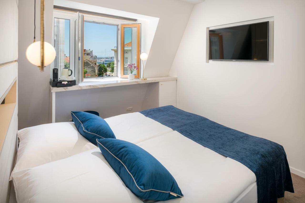 Flos Luxury Gostinjska kuća 4*