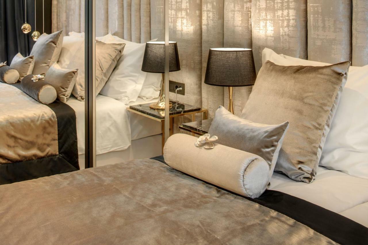 Posh Luxury Split