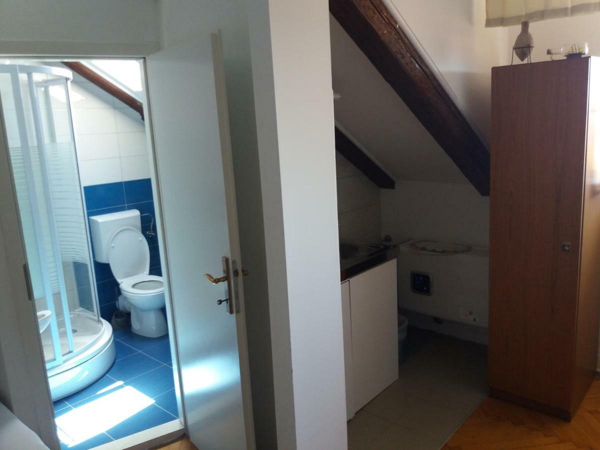 Bulic Apartment *