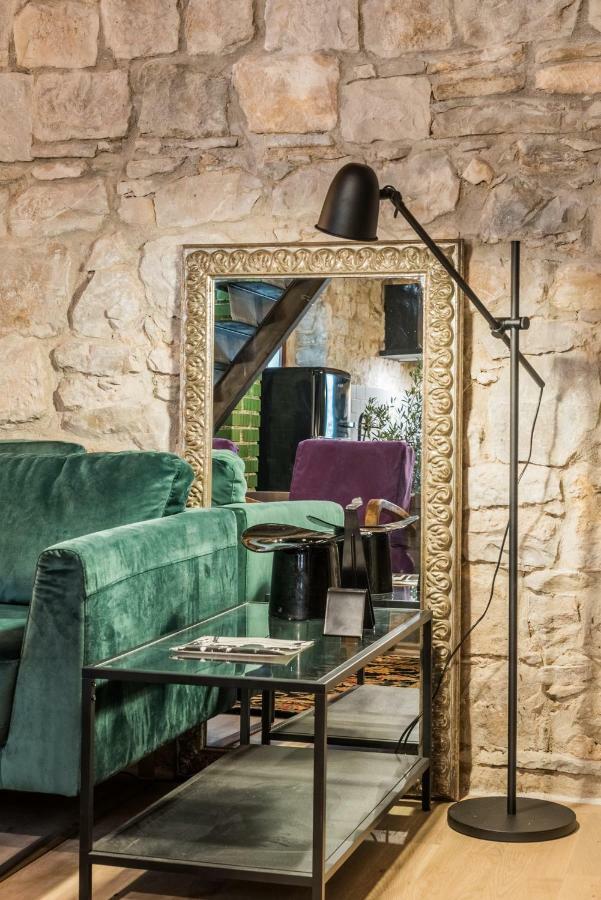 Livo Disno 12 * Split