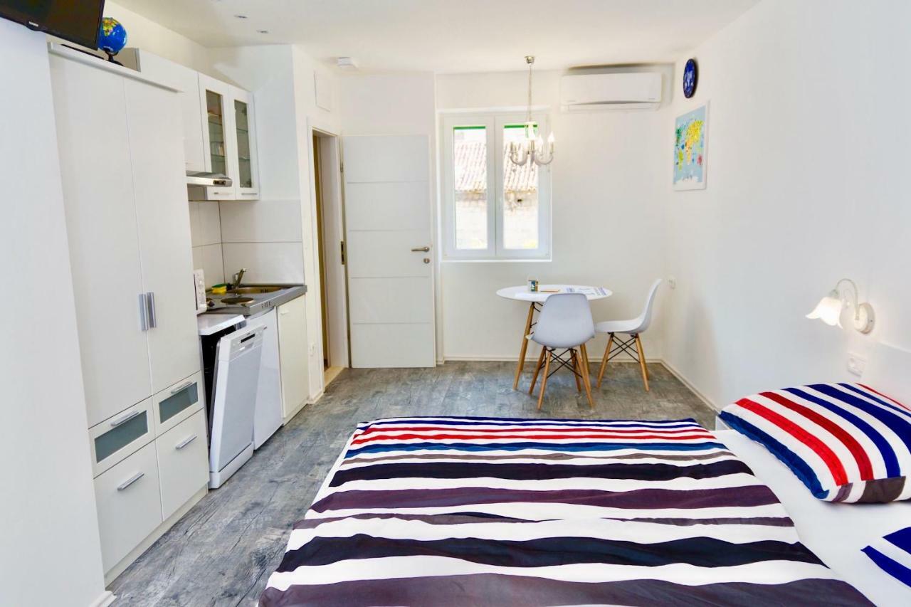 Luxury Minerva Gardens Apartment