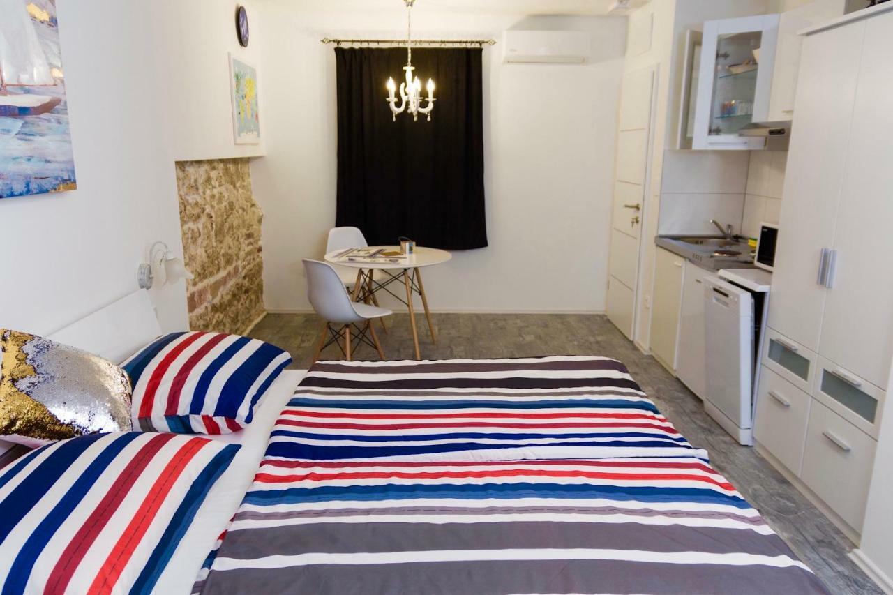 Luxury Minerva Gardens Apartment