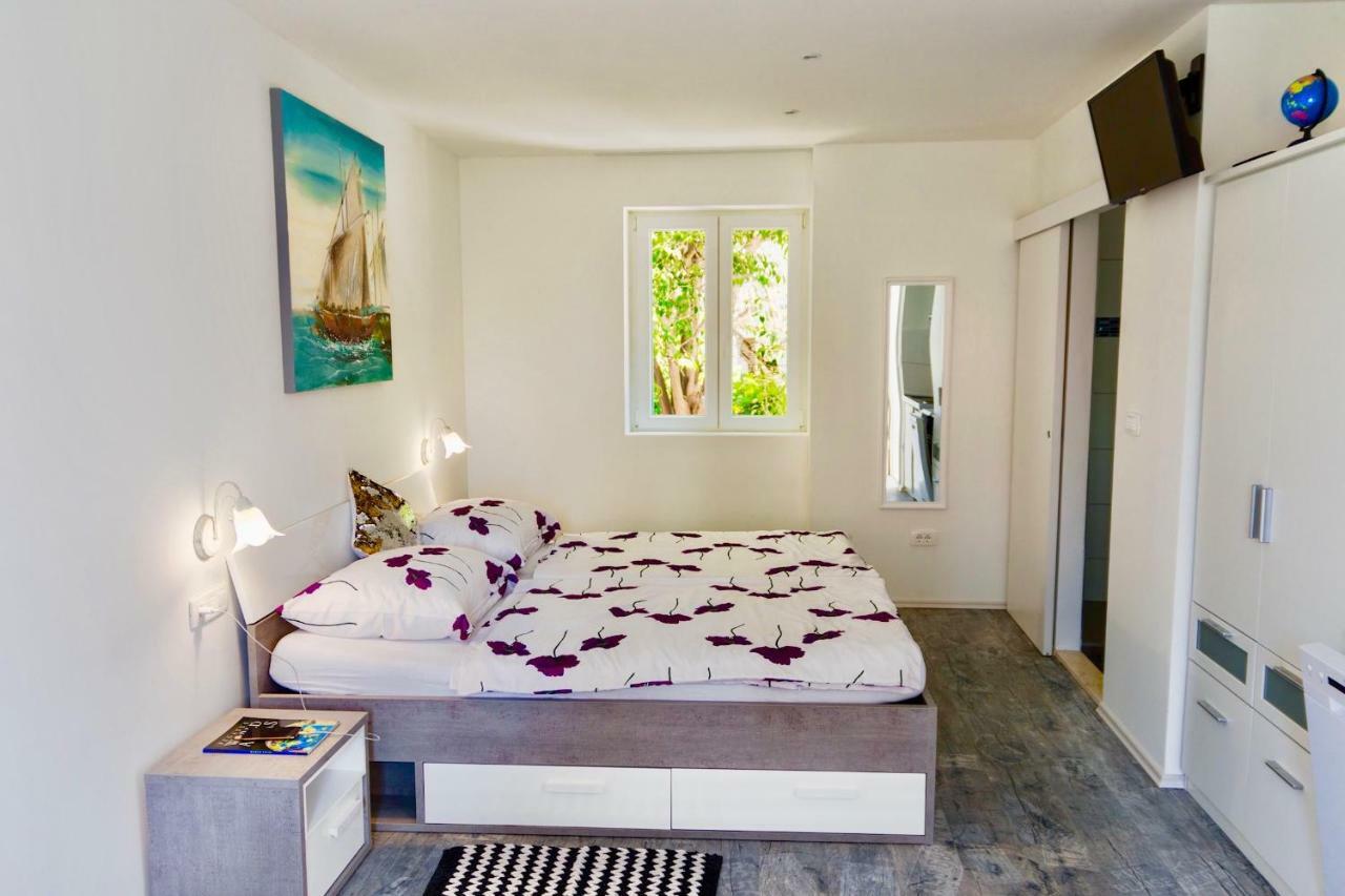 Luxury Minerva Gardens Apartment *