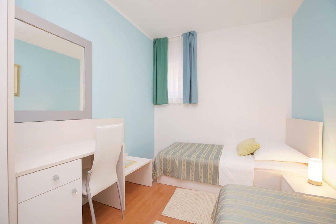 Apartman Bacvice Apartment Split
