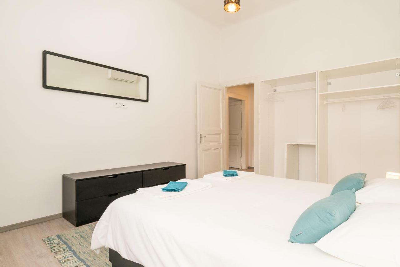 Apartment Loft At Republic Square *