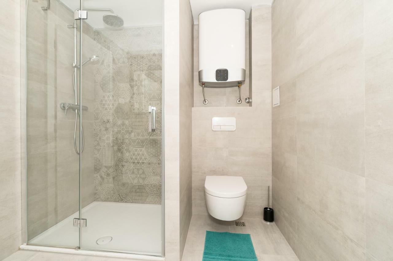 Loft At Republic Square Apartment