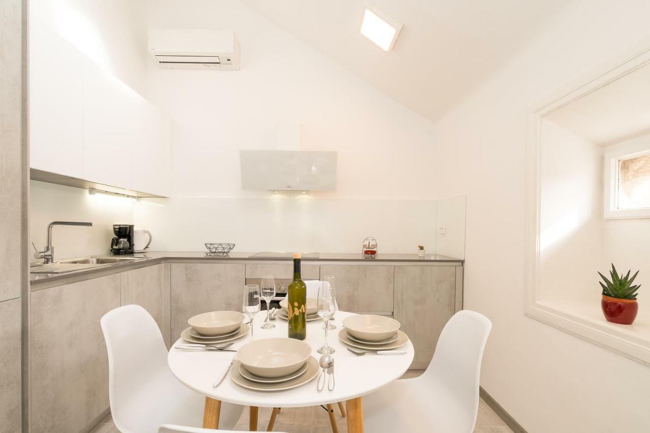 Loft At Republic Square Apartment
