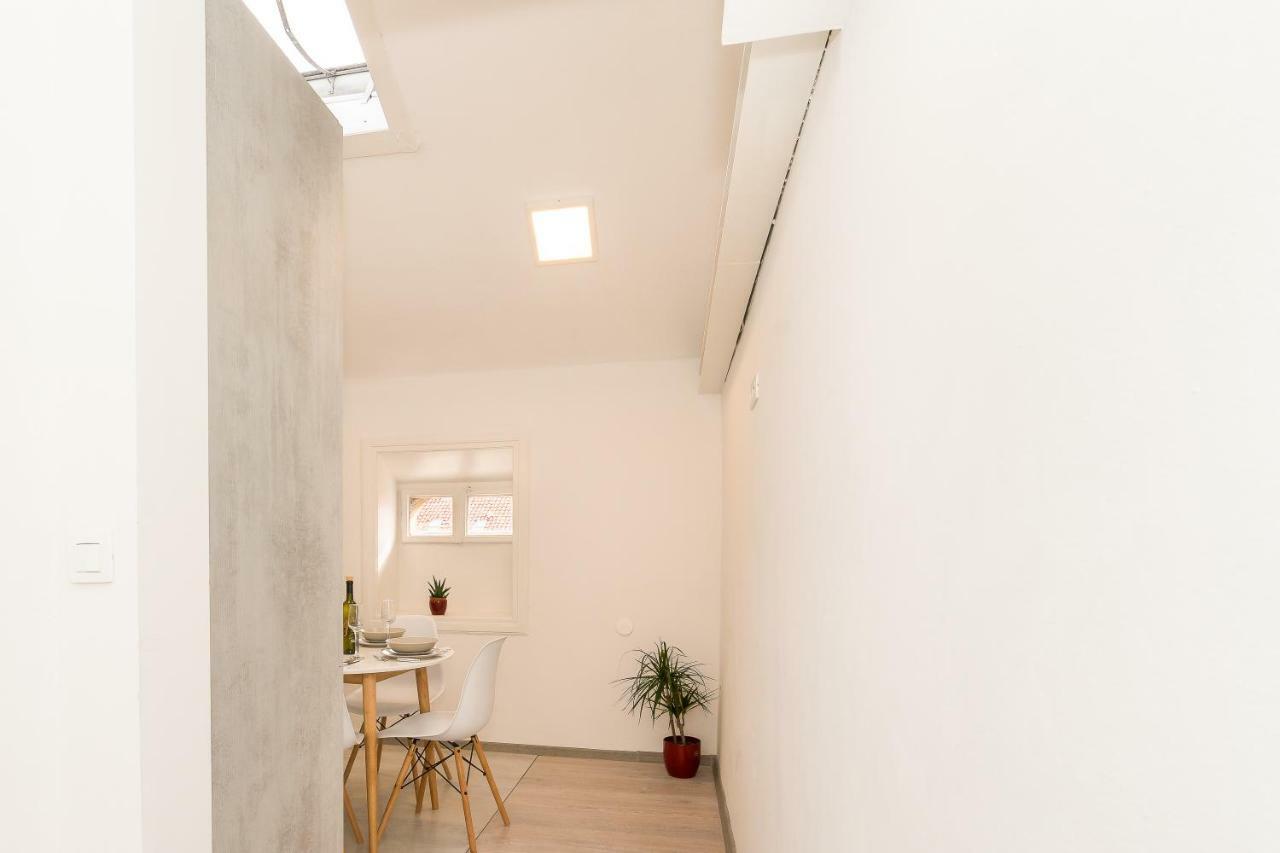 Loft At Republic Square Apartment *