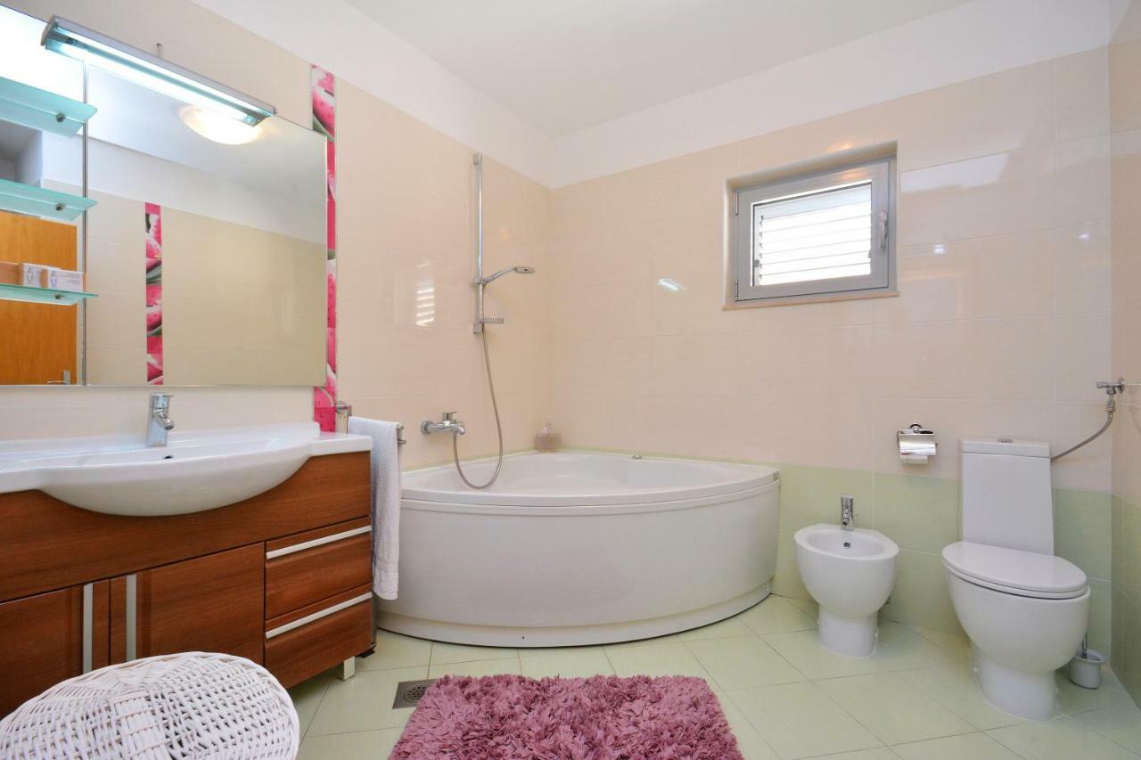Antos Put Gaja, Apartamento