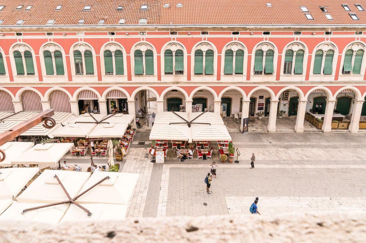 Apartment Loft At Republic Square *