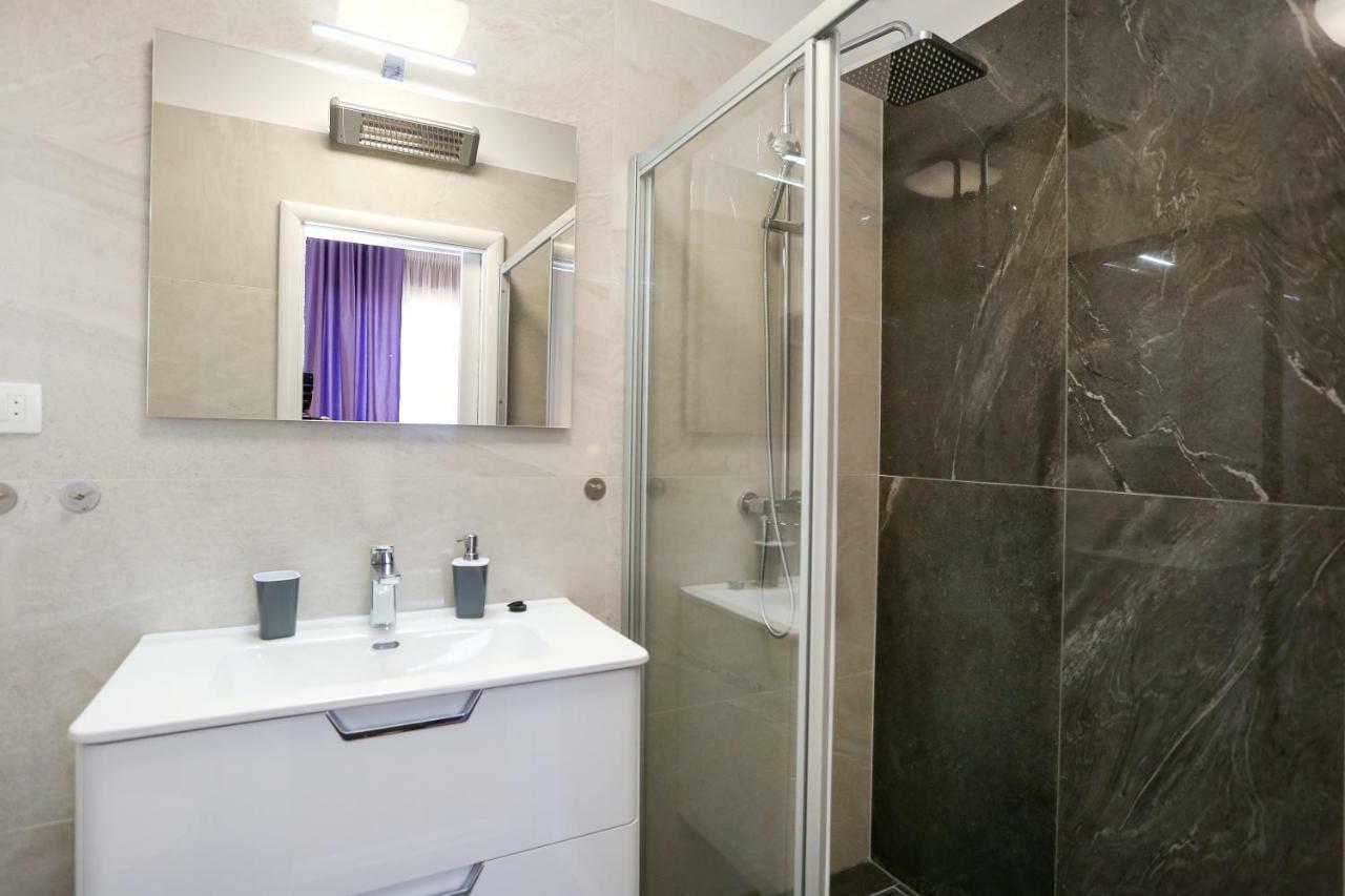 Luxury Apartment Ela Gasthof Split